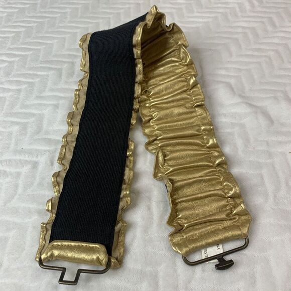 Women’s Gold Metallic Ruffle Scrunchie Metal Closure Elastic Stretch Belt - Picture 3 of 8